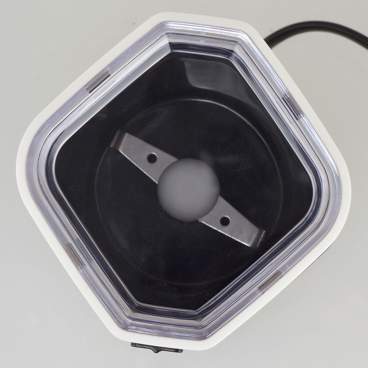 V6H7ADB5884B7C220D0D9BB4DF1B27AD133R6556579P7