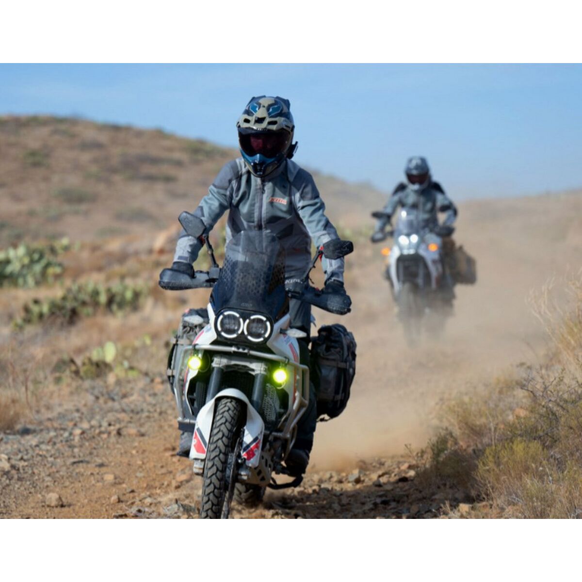 V3H949900F6A39F899B7381CF1A2C5D2F69R5851435P9