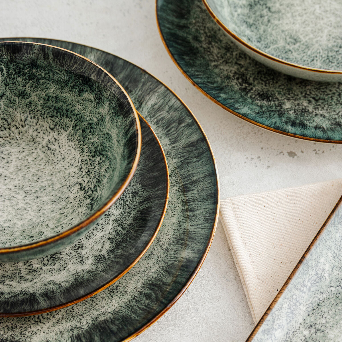 V3H92438DA5AFB2231555F4A0E159653891R6432044P5