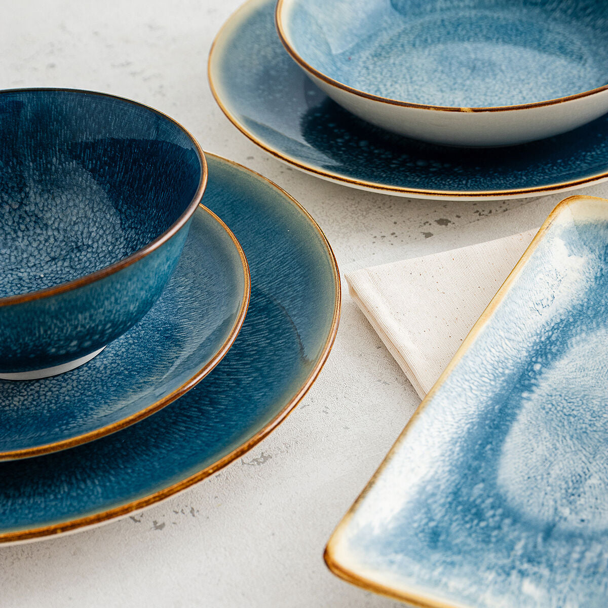 V3H176A1F9E6E48B3A7244A4C6A769286E5R6281043P5