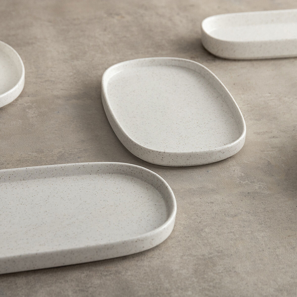 V3H1F57B28A92A61472DFBC3FFA94793810R6431633P3