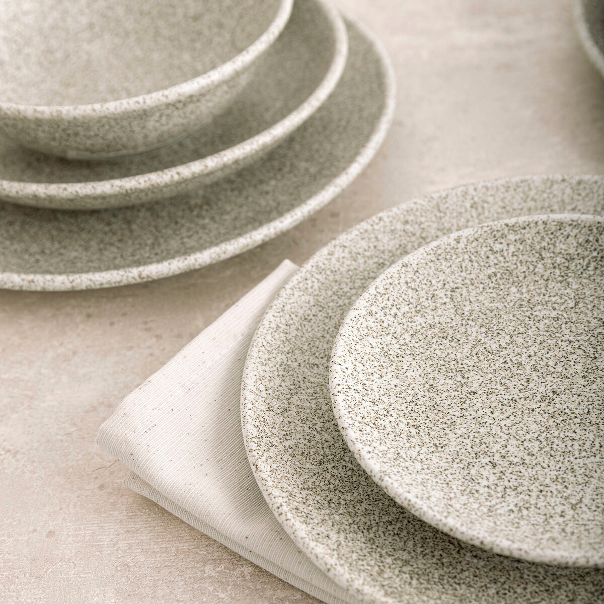 V3H83A73C4A8A125D494C3EDF4512555D1DR6366472P4